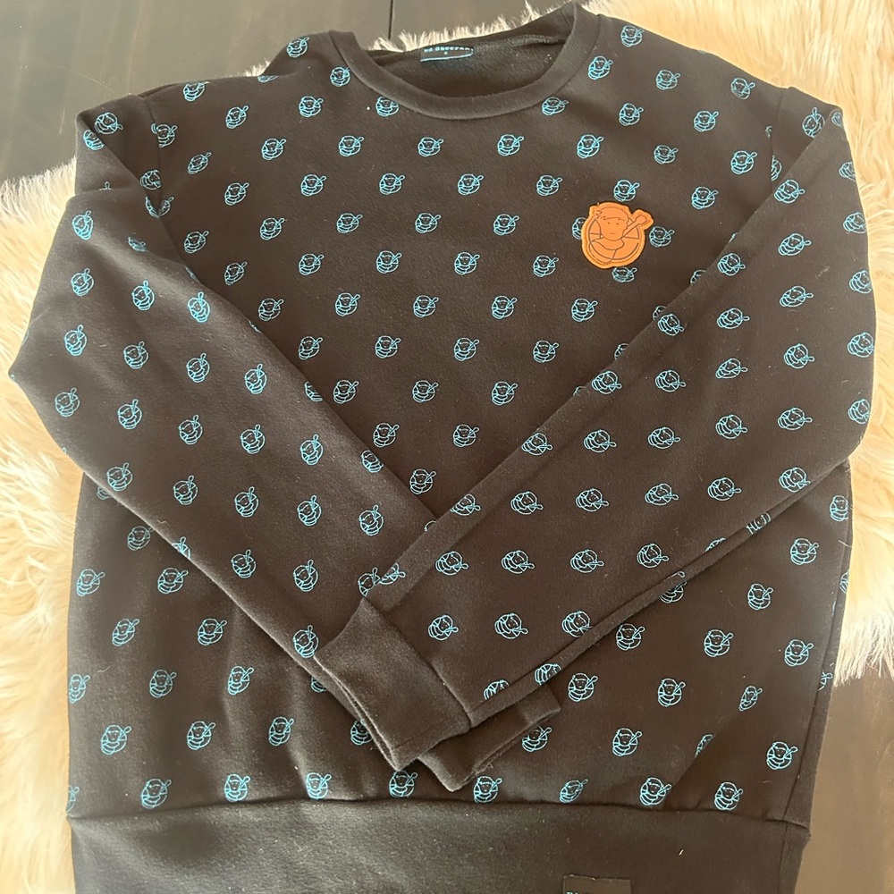 Official Ed Sheeran “Guitar All Over” Black Crewneck Sweater with Blue Pattern